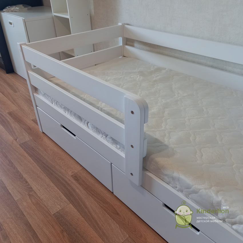 Изготовленная кровать (Фото 4)